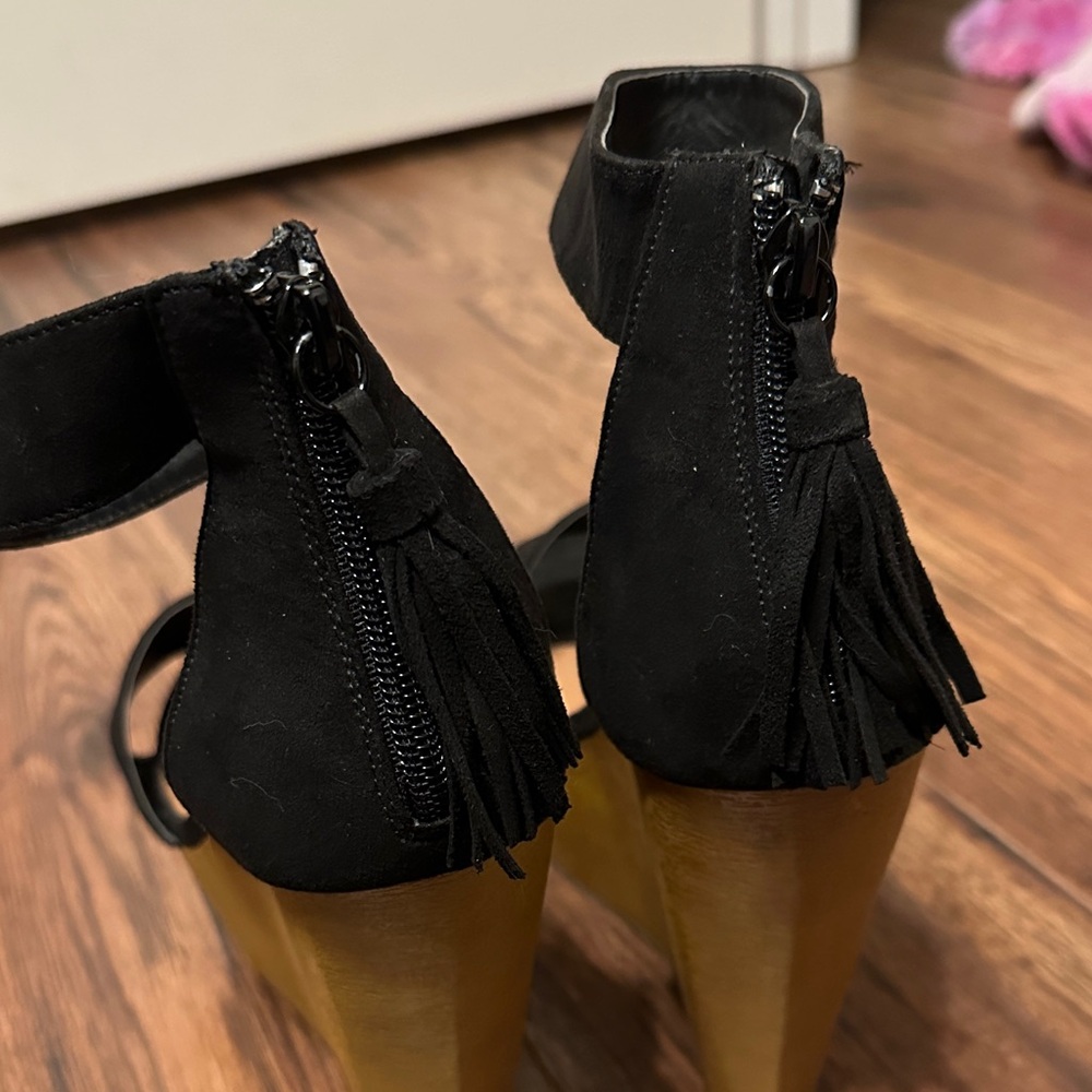 Wet Seal 8.5 Black Suede Women's Wedge Sandals - Picture 6 of 7